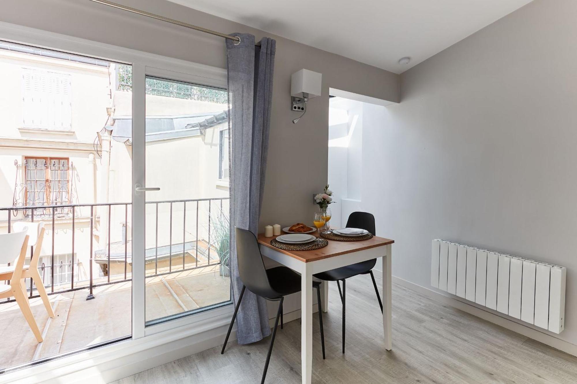 Appartement Jardin Du Luxembourg With Balcony - Cityapartmentstay *